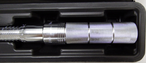 Изображение товара Ключ динамометрический  65-350Nm 1/2" TA-B0350-12 AE&T в интернет-магазине 3Стойки