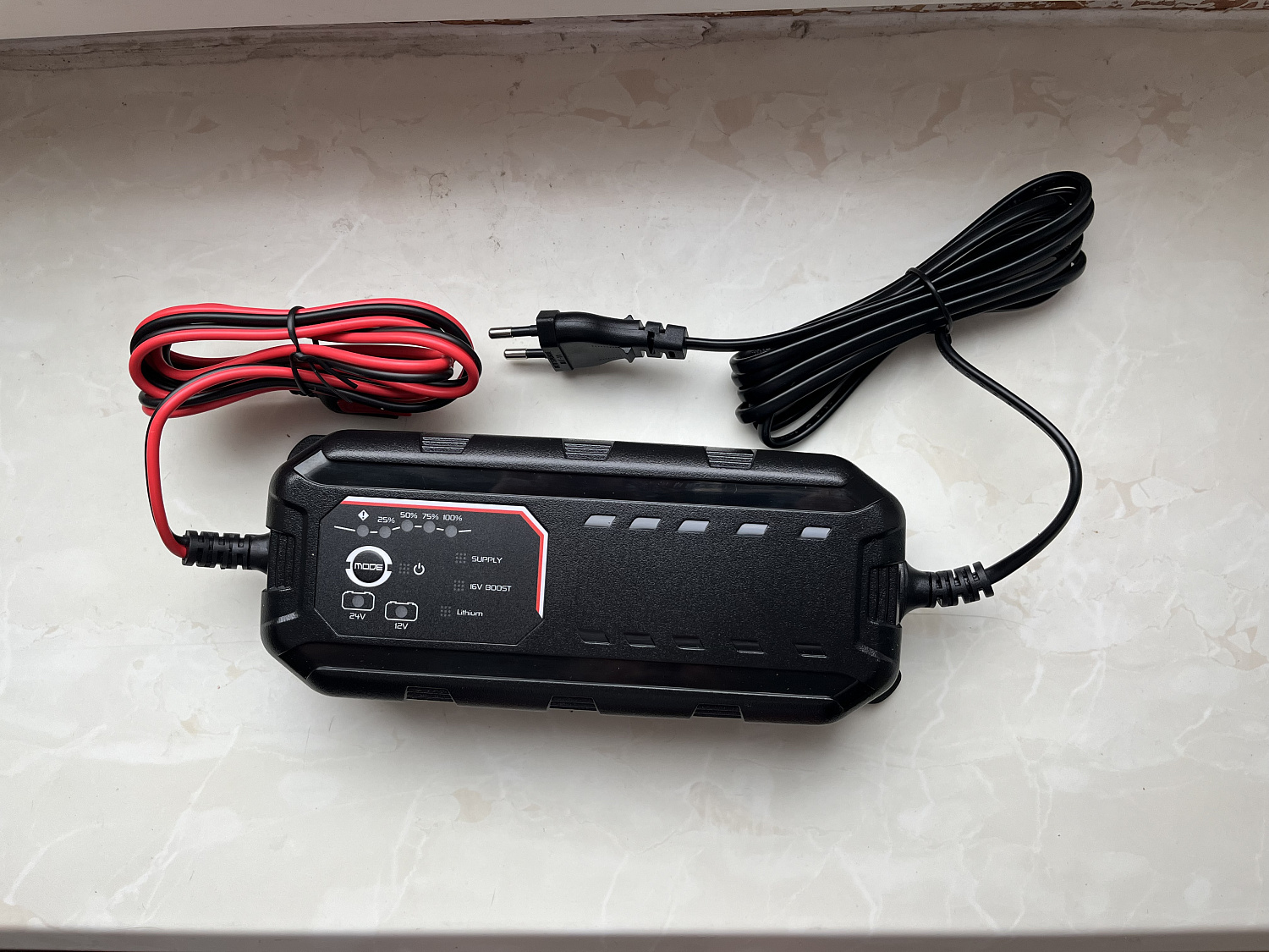 Изображение товара Устройство постоянного подзаряда 7A 12/24V, LEMANIA ENERGY LEM 122470 в интернет-магазине 3Стойки