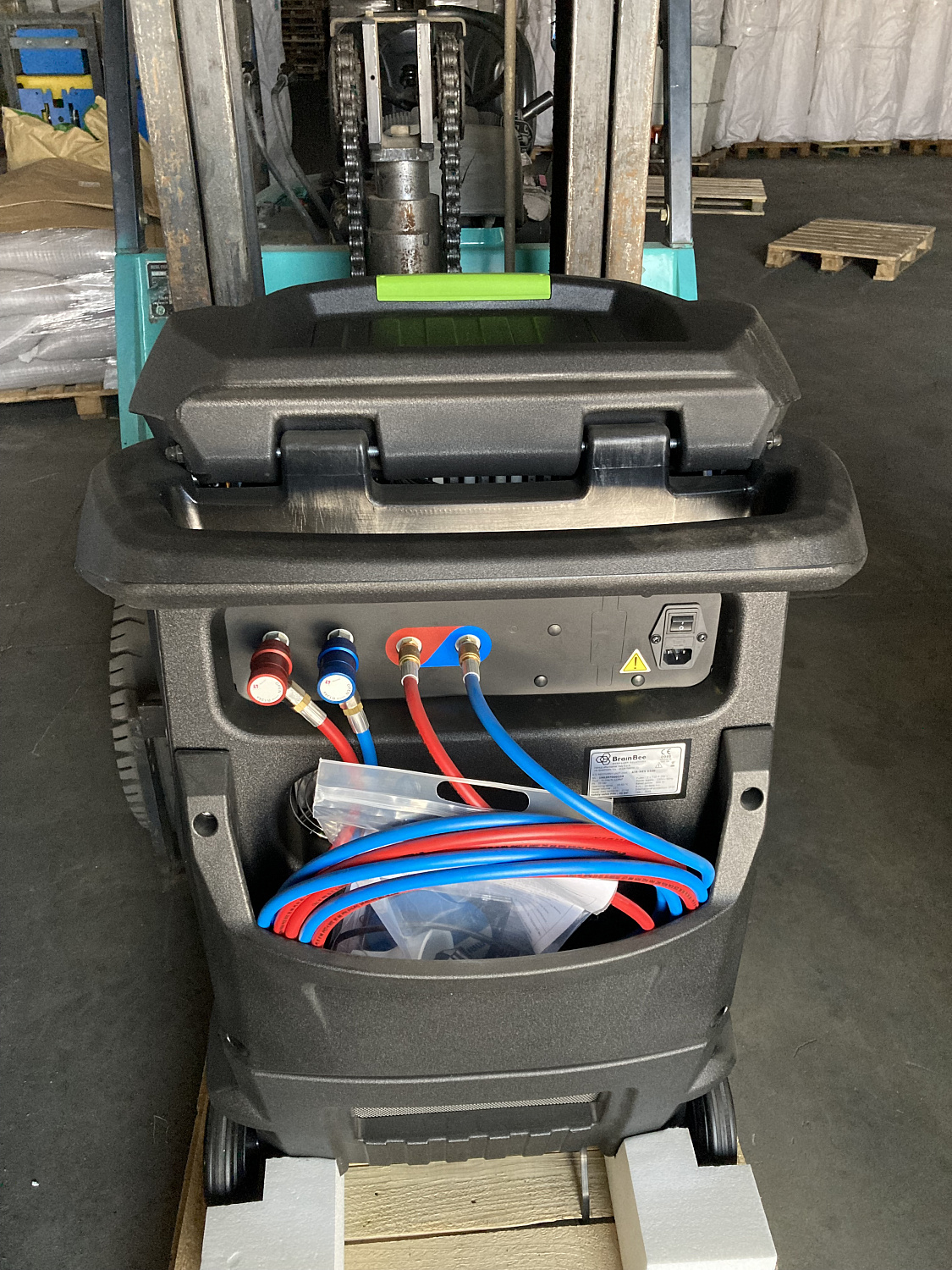 Изображение товара Станция для заправки автокондиционеров BRAIN BEE AIR-NEX 9320 в интернет-магазине 3Стойки