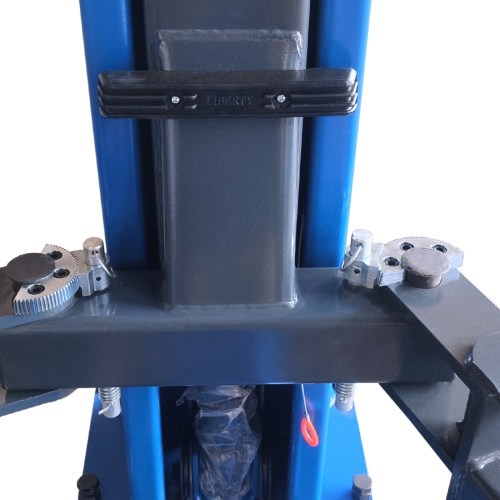 Изображение товара Подъемник 2-стоечный 4т T4 220B (United Hydraulics) AE&T в интернет-магазине 3Стойки