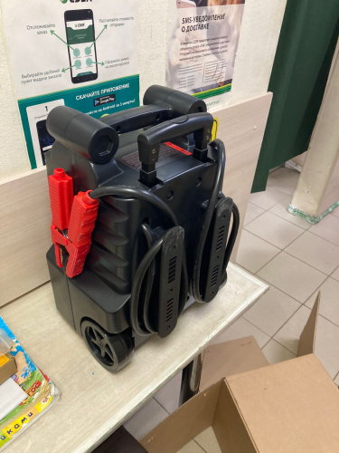 Изображение товара Автономное пусковое устройство LEMANIA ENERGY P21 12/24Trolley-Black в интернет-магазине 3Стойки
