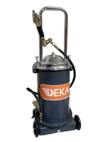 Изображение товара Солидолонагнетатель Dekar SF-3 в интернет-магазине 3Стойки