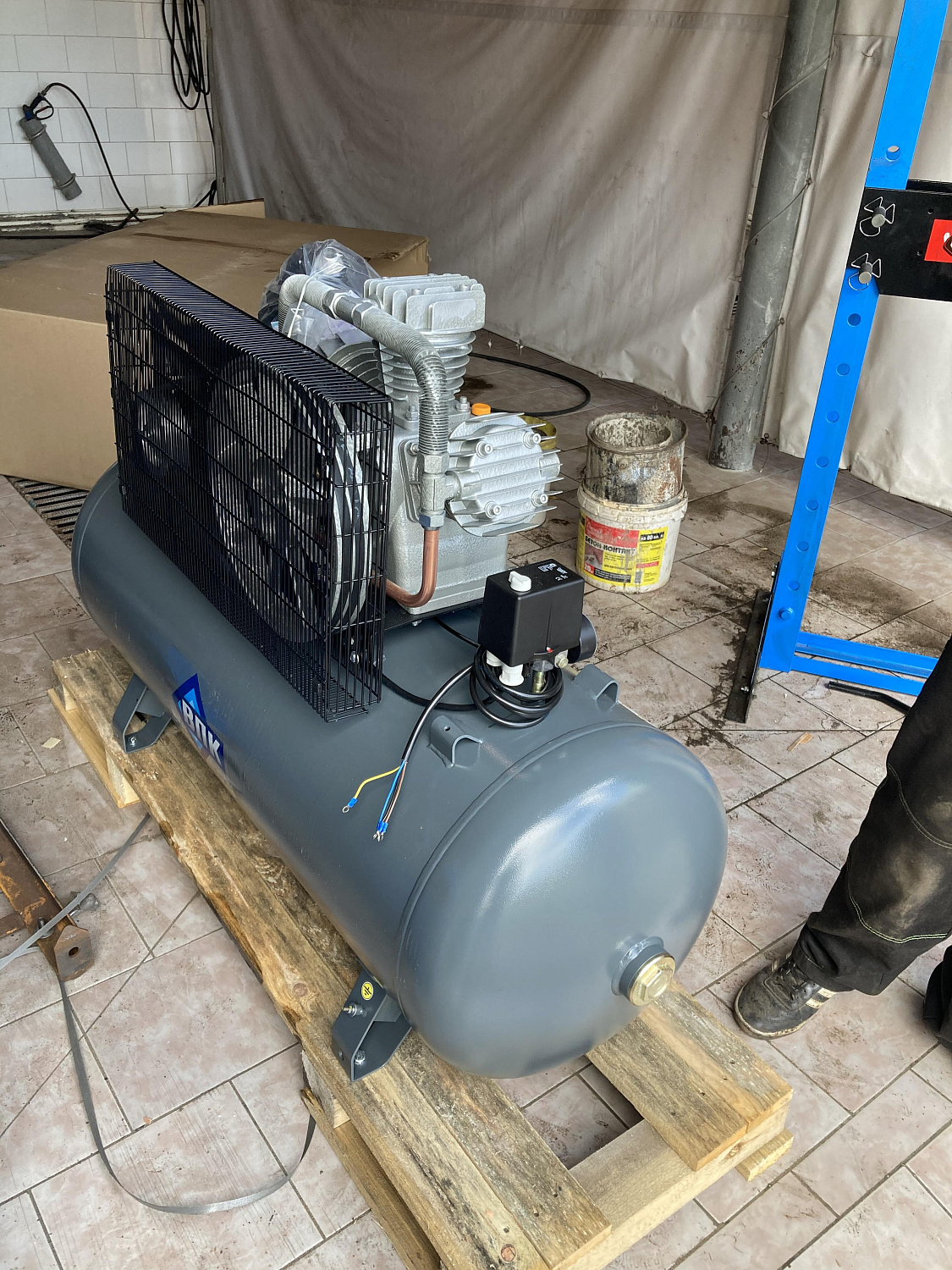 Изображение товара Компрессор Remeza-Aircast СБ 4/Ф-270 LB 75 в интернет-магазине 3Стойки